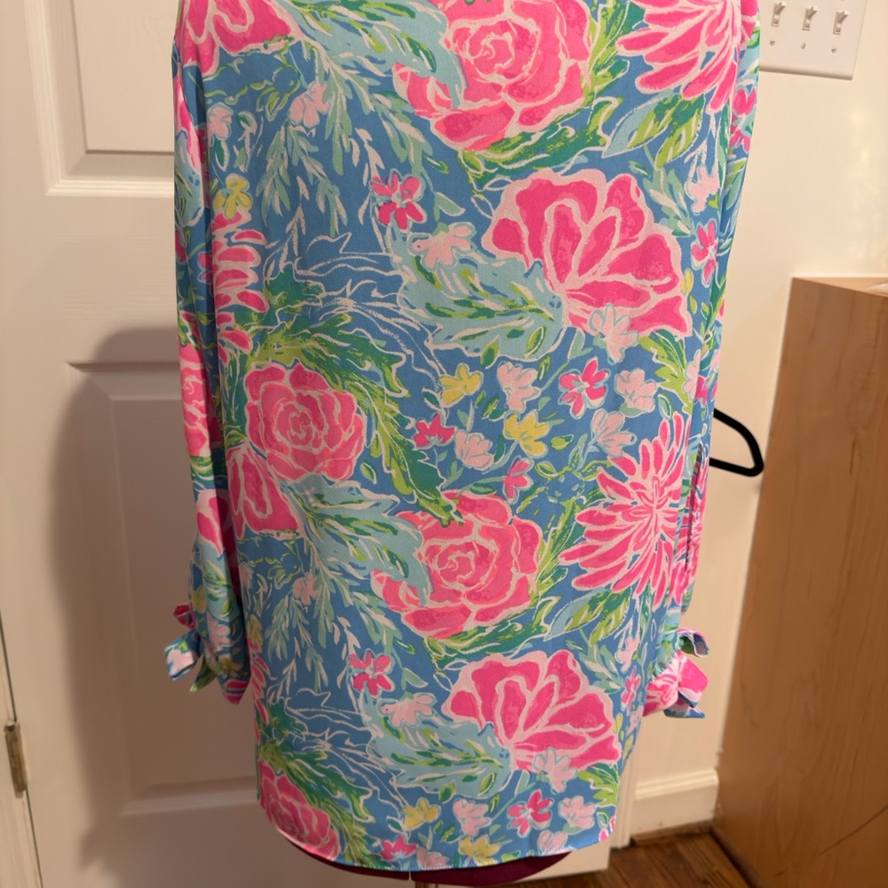 Lilly Pulitzer Vibrant Multicolor Top - Picture 5 of 6